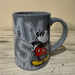 Jerry Leigh Disney Mickey Mouse 2015 Large Mug Gray Black Red